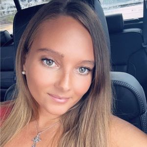 Meet your Posher, Jess